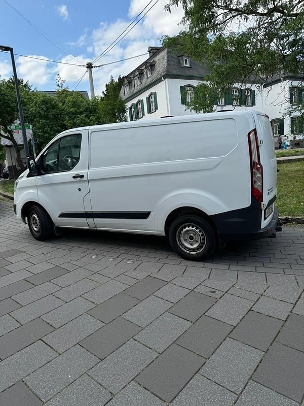Gebraucht Ford Transit Custom 95 PS (69 kW) 2013 Weiß Van / Kleinbus