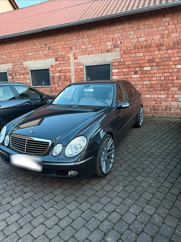 Gebraucht Mercedes E500 306 PS (225 kW) 2002 Grau Limousine