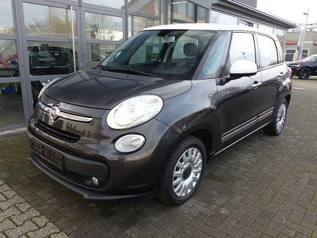 Grau Gebraucht 2016 Fiat 500L Pop Star Van / Kleinbus | 8.390 € (Fairer Preis) - Bild 1/4
