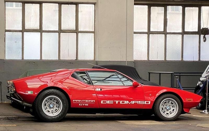 Rot Gebraucht 1976 De Tomaso Pantera Coupé | 148.000 € - Bild 1/4