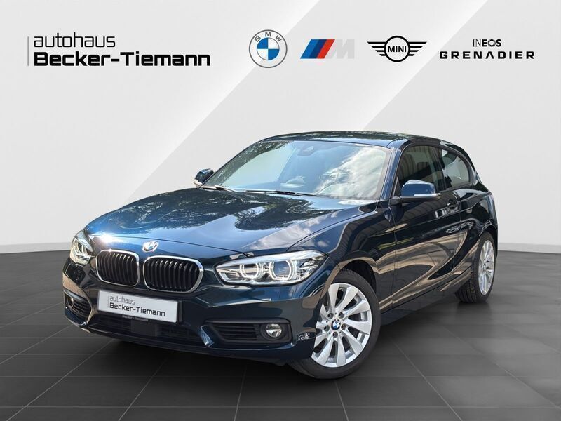 Midnight blue Gebraucht 2017 BMW 120 Advantage Kleinwagen | 16.466 € (Fairer Preis) - Bild 1/4