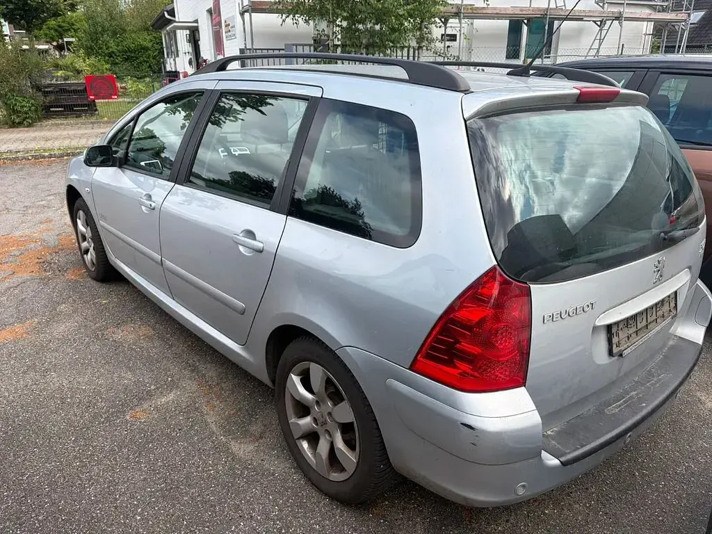 Gebraucht Peugeot 307 136 PS (100 kW) 2017 Silber Kombi