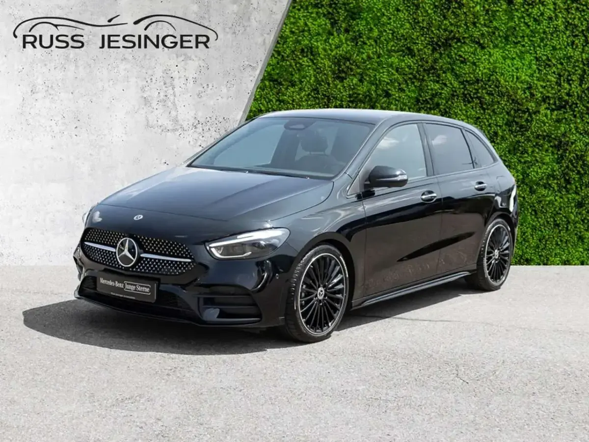 Gebraucht Mercedes B200 AMG line 163 PS (119 kW) 2025 Schwarz Kleinwagen