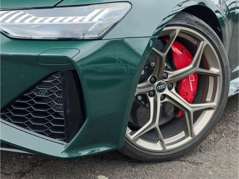 Gebraucht Audi RS6 Performance 630 PS (463 kW) 2024 Grün Kombi