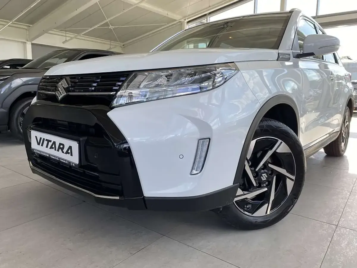 Gebraucht Suzuki Vitara Comfort+ 116 PS (85 kW) 2025 Cool white pearl SUV