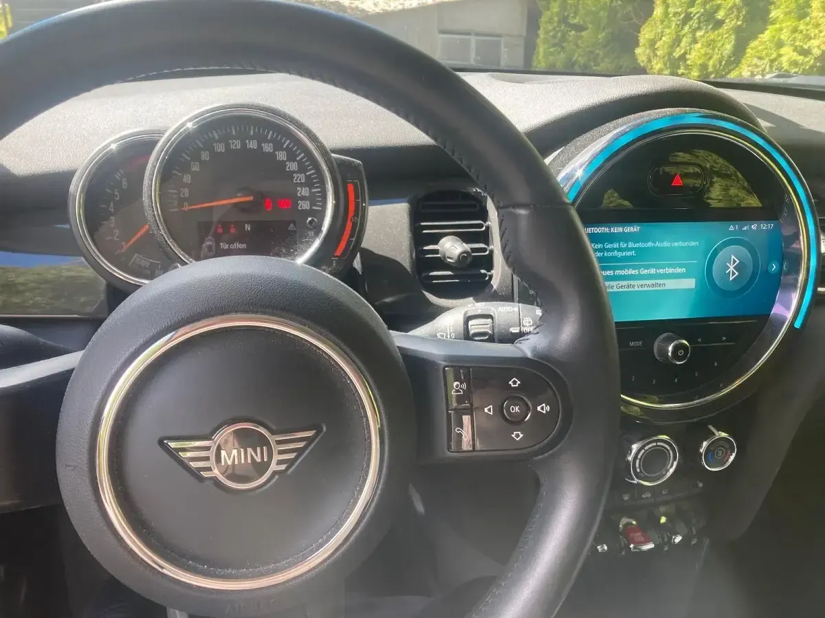 Usata Mini ONE 75 CV (55 kW) 2021 Nero Utilitaria