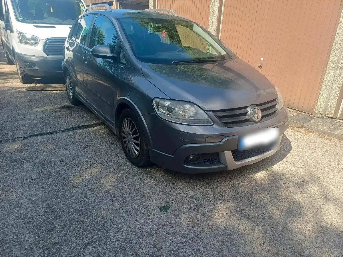 Gebraucht VW Golf Plus Cross 140 PS (102 kW) 2008 Grau Van / Kleinbus