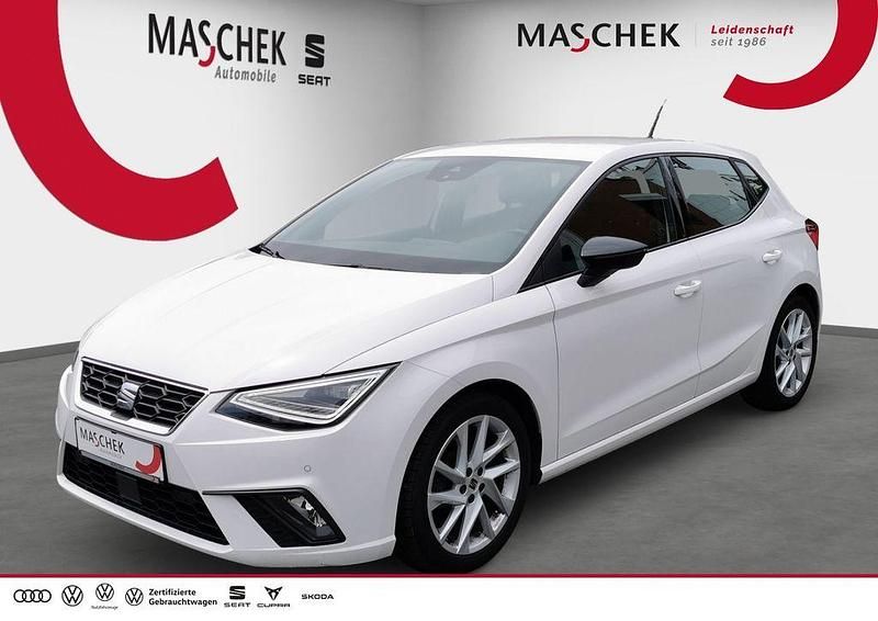 Weiss Gebraucht 2023 Seat Ibiza FR Limousine | 15.240 € (Fairer Preis) - Bild 1/4