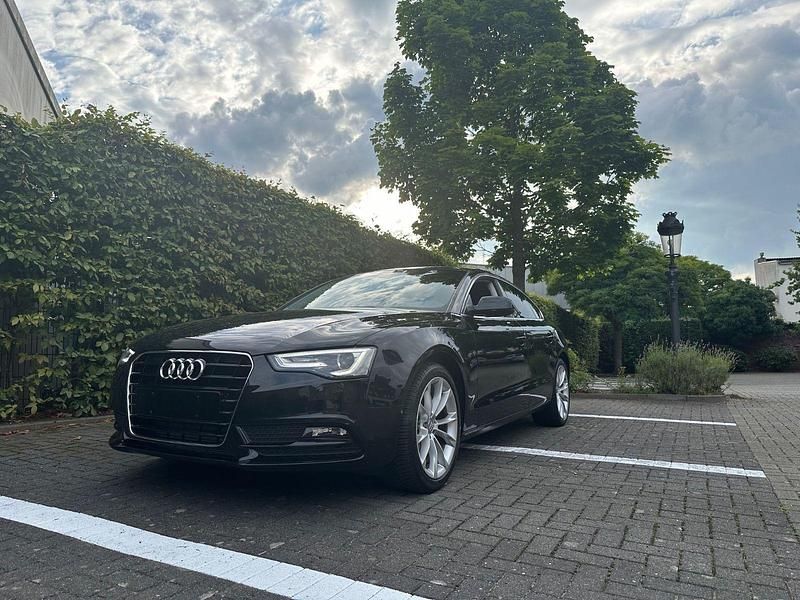 Schwarz Gebraucht 2013 Audi A5 Sportback Kleinwagen | 16.499 € (Fairer Preis) - Bild 1/4