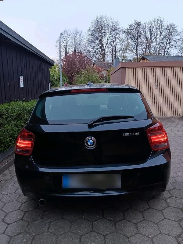 Second-hand BMW 120 184 CP (135 kW) 2014 Negru Hatchback