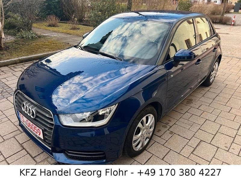 Gebraucht Audi A1 Sportback Basis 116 PS (85 kW) 2017 Blau Kleinwagen