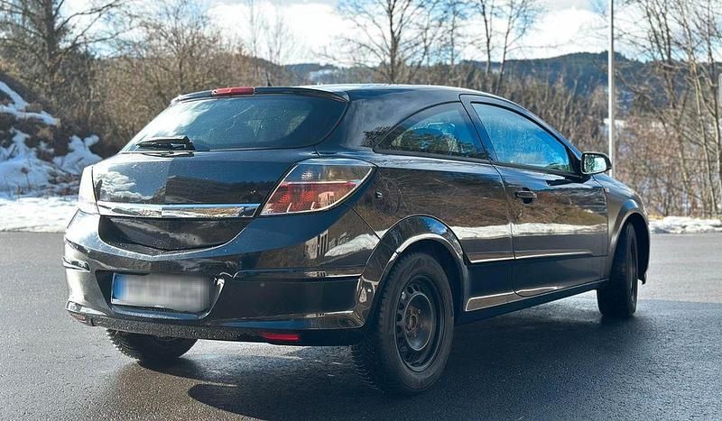 Gebraucht Opel Astra GTC 125 PS (91 kW) 2005 Schwarz Limousine