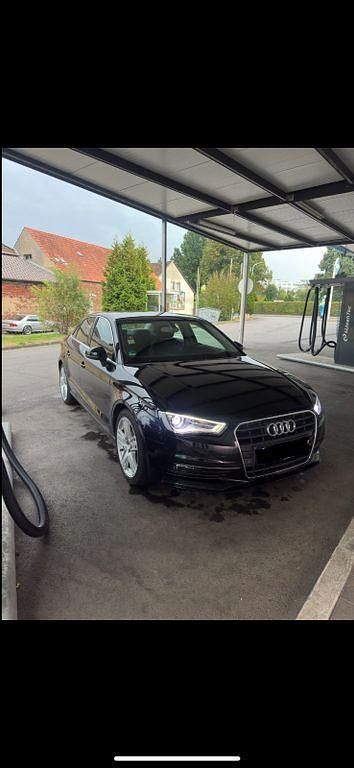 Schwarz Gebraucht 2014 Audi A3 Ambition Limousine | 16.500 € (Fairer Preis) - Bild 1/4