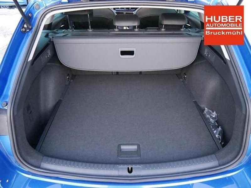 Neu Seat Leon FR 150 PS (110 kW) 2026 Saphir blau metallic Kombi