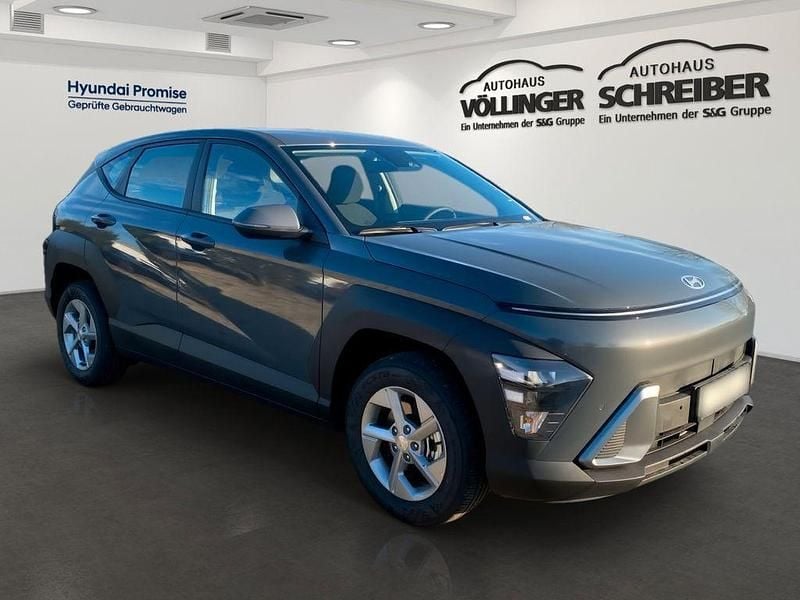Gebraucht Hyundai Kona Select 116 PS (85 kW) 2024 Grau SUV