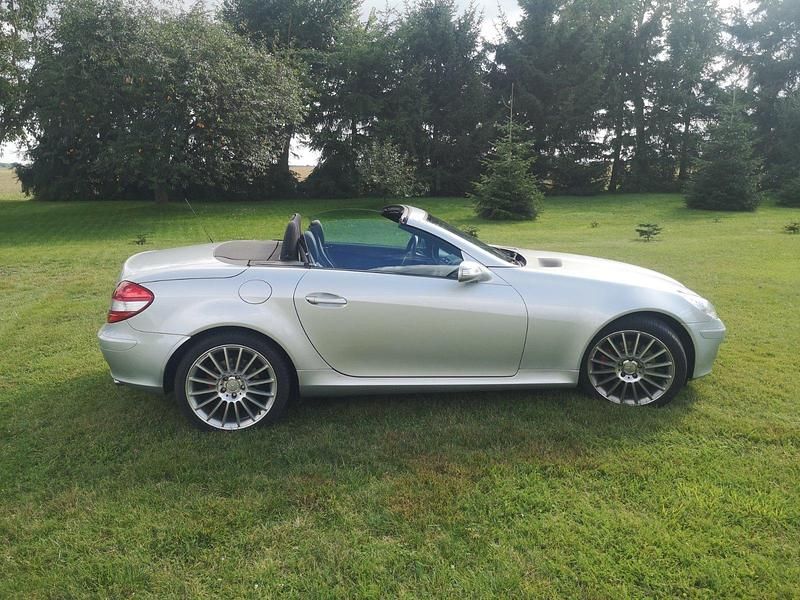 Gebraucht Mercedes SLK280 231 PS (169 kW) 2005 Silber Cabrio