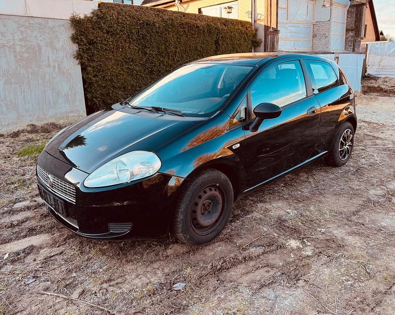 Gebraucht Fiat Punto 78 PS (57 kW) 2009 Kleinwagen