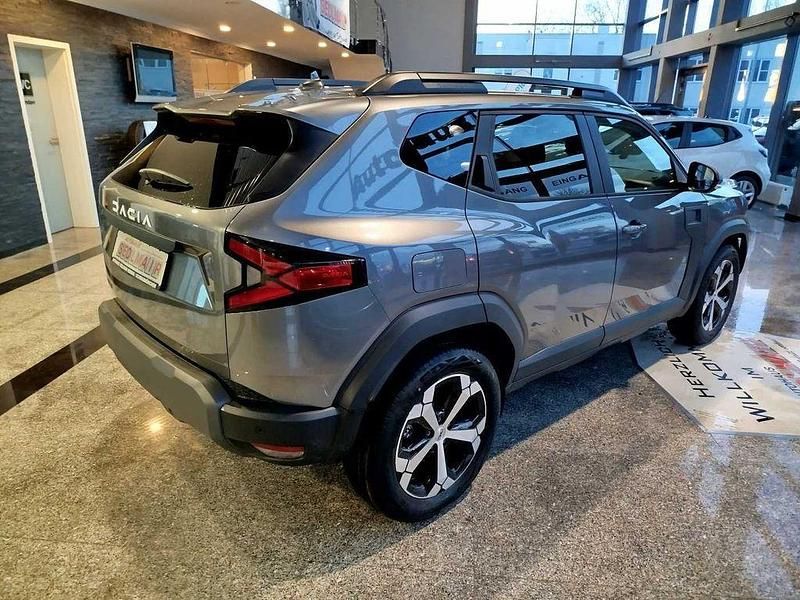Neu Dacia Duster Journey 140 PS (102 kW) 2026 Dolomitgrau SUV