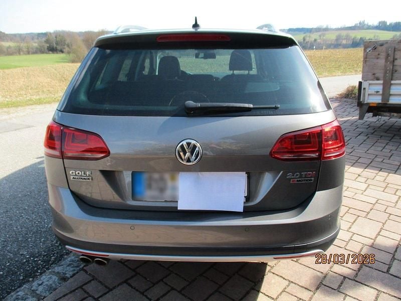 Gebraucht VW Golf Alltrack 184 PS (135 kW) 2016 Grau Kombi