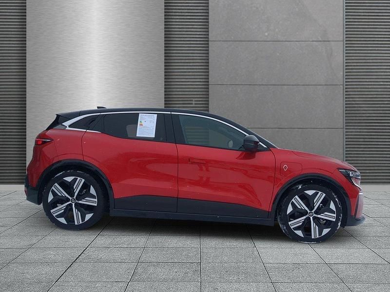 Gebraucht Renault Mégane Iconic 160 kW (218 PS) 2025 Dezirrot + blackpearlschwarz Limousine