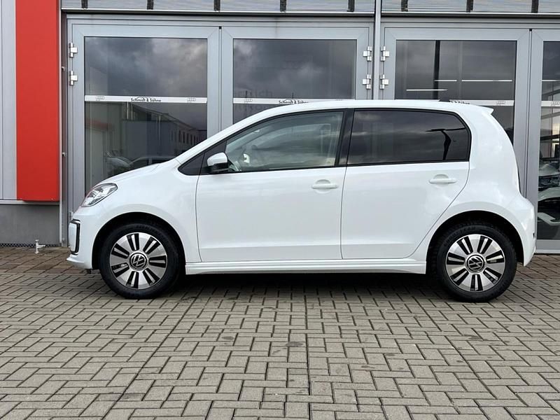 Gebraucht VW e-up! Edition 61 kW (83 PS) 2024 Pure white (weiß) Kleinwagen