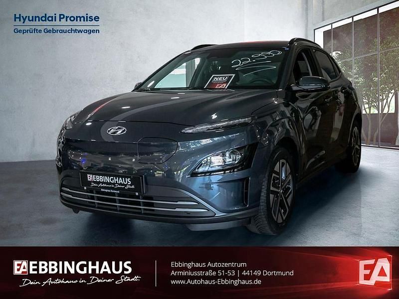 Blau Gebraucht 2022 Hyundai Kona Edition 30+ SUV | 19.489 € (Fairer Preis) - Bild 1/4