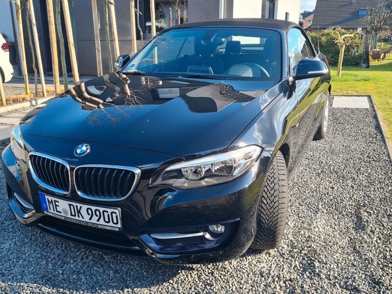 Schwarz Gebraucht 2015 BMW 220 Sport Line Cabrio | 18.999 € (Fairer Preis) - Bild 1/4