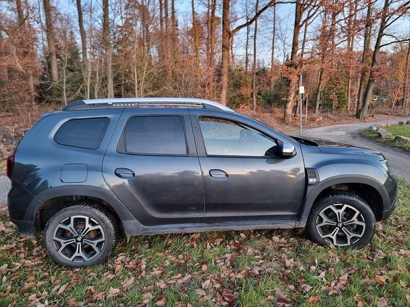 Gebraucht Dacia Duster Prestige 116 PS (85 kW) 2019 Grau SUV
