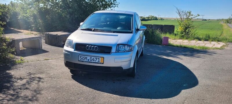 Silber Gebraucht 2001 Audi A2 Kleinwagen | 2.999 € (Fairer Preis) - Bild 1/4