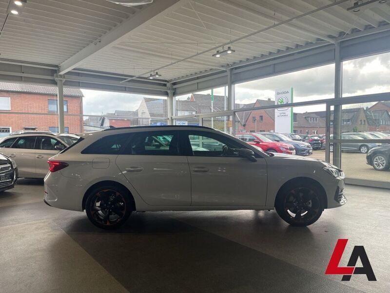 Gebraucht Cupra Leon 150 PS (110 kW) 2024 Weiss Kombi