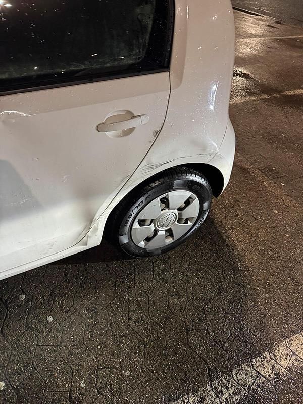 Gebraucht VW up! 60 PS (44 kW) 2016 Weiß Kleinwagen