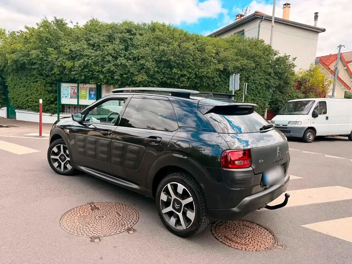 Gebraucht Citroën C4 130 PS (95 kW) 2015 Braun Van / Kleinbus