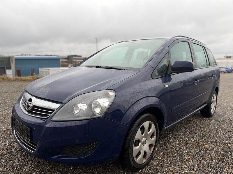 Gebraucht Opel Zafira 150 PS (110 kW) 2013 Blau Van / Kleinbus