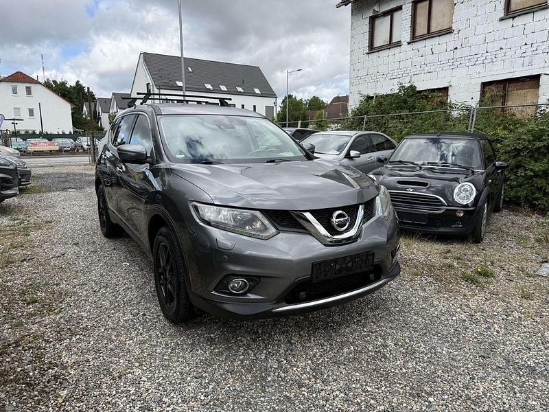 Grau Gebraucht 2016 Nissan X-Trail Acenta SUV | 8.999 € (Fairer Preis) - Bild 1/4