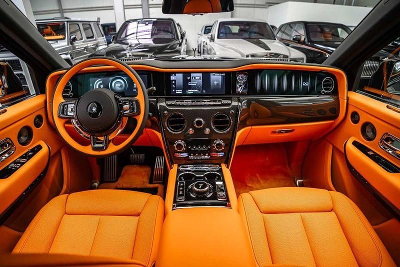 Neu Rolls Royce Cullinan 600 PS (441 kW) 2026 Schwarz SUV