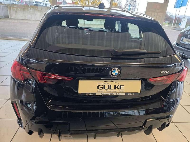 Gebraucht BMW 120 Performance 170 PS (125 kW) 2024 Schwarz Kleinwagen