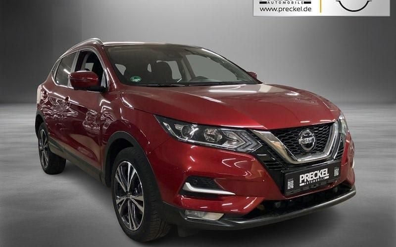 Gebraucht Nissan Qashqai Zama 158 PS (116 kW) 2021 New red metallic (metallic) SUV