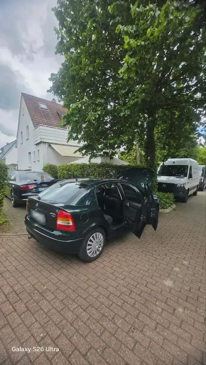 Gebraucht Opel Astra 101 PS (74 kW) 2021 Grün Limousine
