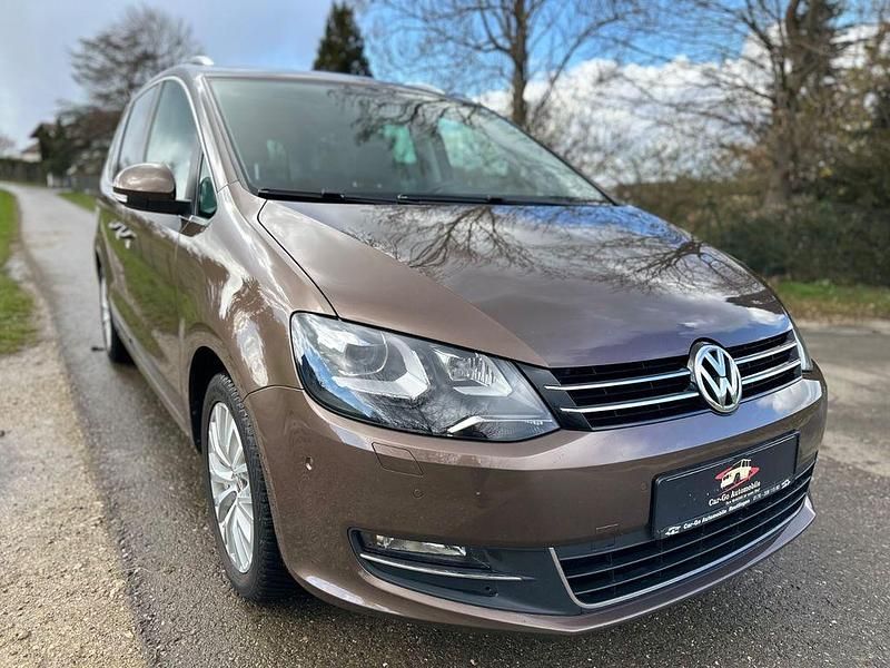 Gebraucht VW Sharan Highline 170 PS (125 kW) 2011 Braun Van / Kleinbus