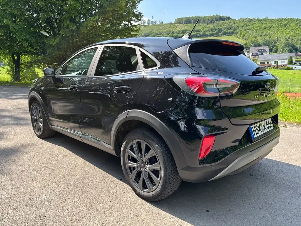 Gebraucht Ford Puma Titanium 125 PS (91 kW) 2021 Schwarz SUV