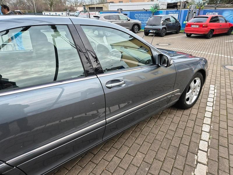 Gebraucht Mercedes S430 280 PS (205 kW) 2005 Blau Limousine