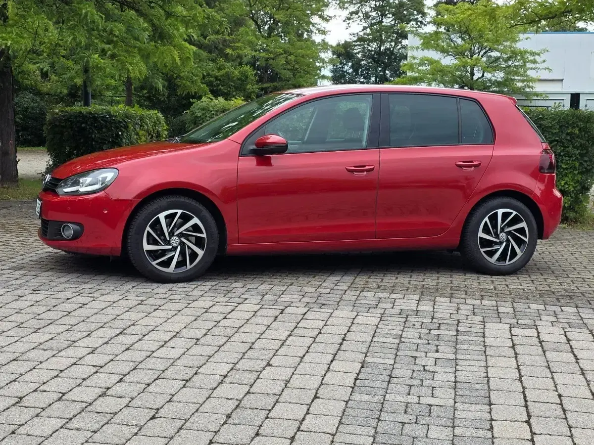 Gebraucht VW Golf VI Highline 160 PS (117 kW) 2011 Rot Kleinwagen