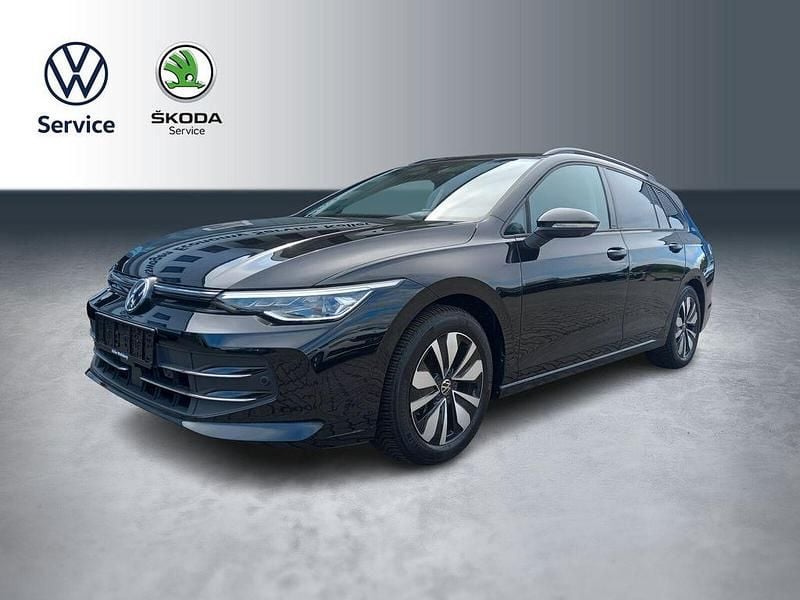 Grün Gebraucht 2024 VW Golf VIII Goal Kombi | 27.570 € (Superpreis) - Bild 1/4