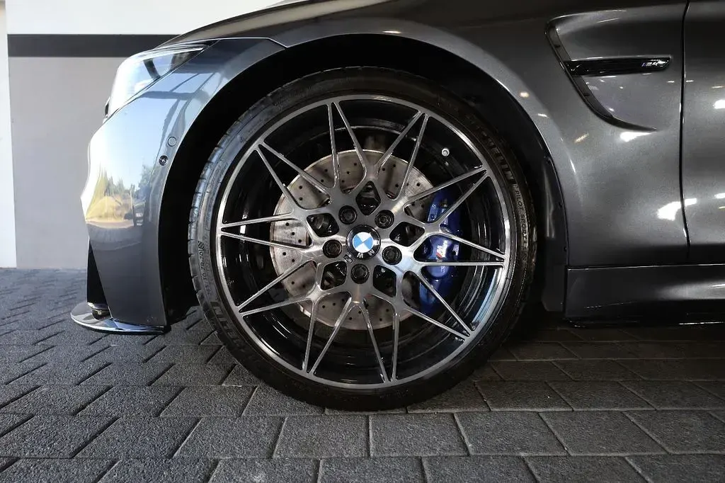 Używany BMW M4 Competition Edition 450 KM (330 kW) 2018 Szary Coupe