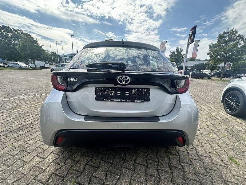 Gebraucht Toyota Yaris Comfort 72 PS (52 kW) 2023 Limousine