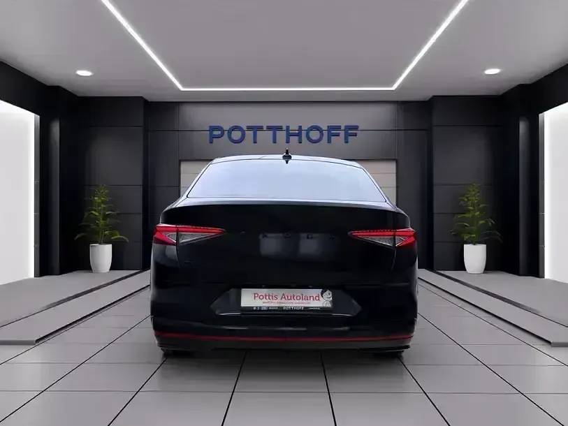 Gebraucht Skoda Enyaq iV Suite 250 kW (340 PS) 2023 Schwarzmagic perleffekt SUV