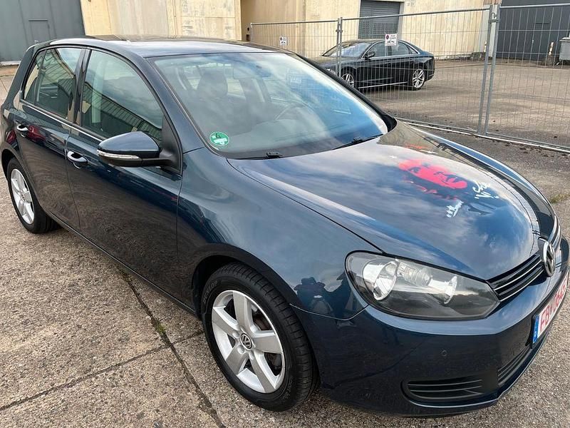 Blau Gebraucht 2009 VW Golf VI Comfortline Limousine | 5.300 € (Fairer Preis) - Bild 1/4