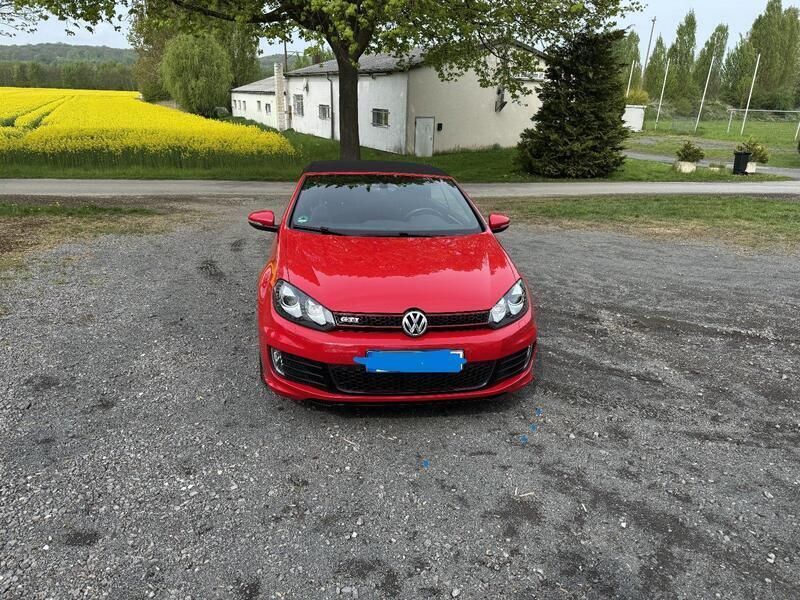 Rot Gebraucht 2016 VW Golf Cabriolet GTI Cabrio | 22.900 € (Teuer) - Bild 1/4