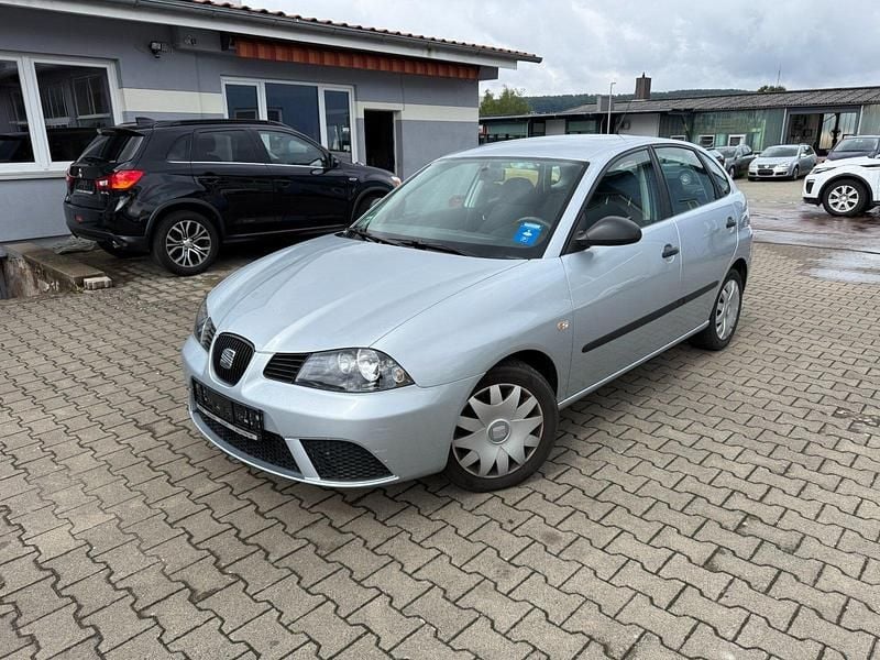 Silber Gebraucht 2006 Seat Ibiza Kleinwagen | 2.900 € (Etwas zu teuer) - Bild 1/4
