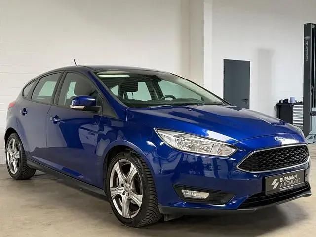 Second-hand Ford Focus Trend 103 CP (75 kW) 2017 Albastru Berlinǎ